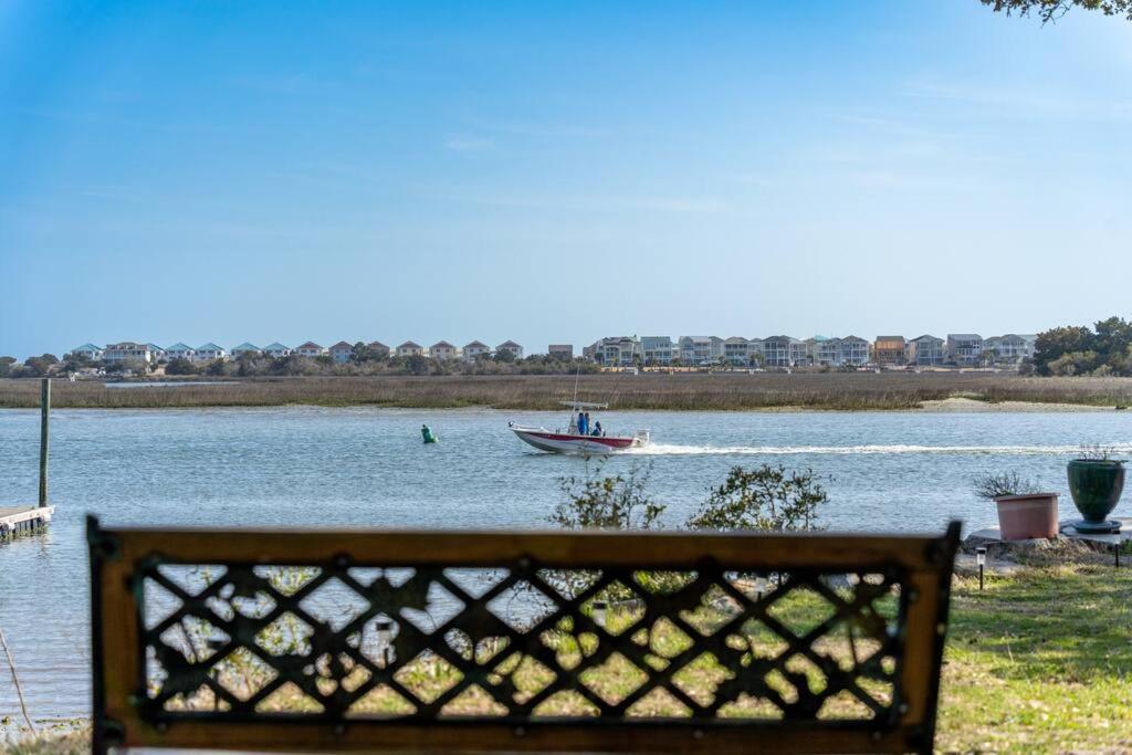 Dolphin Cove - Whole Waterfront House With Dock Villa Ocean Isle Beach Ngoại thất bức ảnh